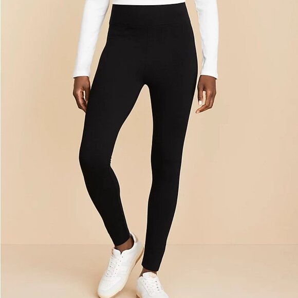 Lou & Grey High Rise Essential Leggings, size M - Picture 4 of 5